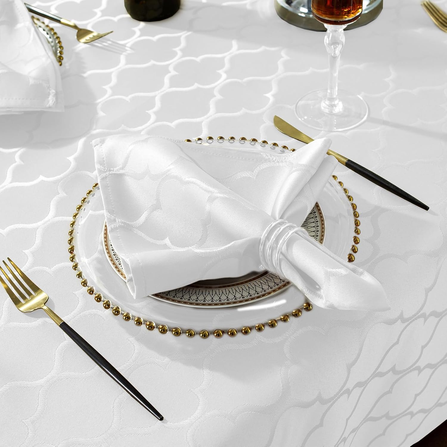 SASTYBALE Servilleta jacquard con patrón de flores de poliéster a prueba de derrames, resistente a las arrugas, a prueba de polvo, para cocina,