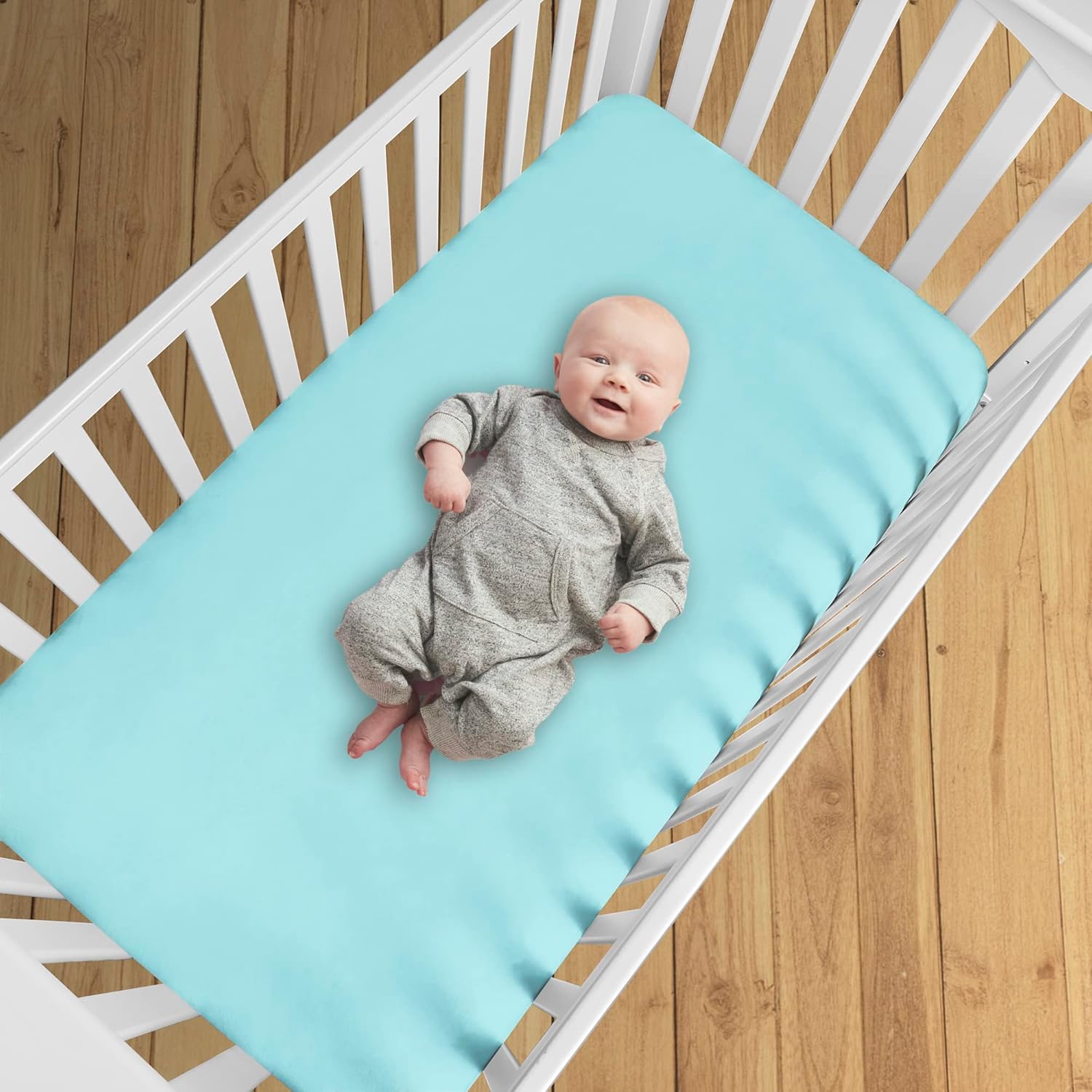 BreathableBaby Sábana bajera ajustable todo en uno y funda impermeable para colchón de cuna de 52″ x 28″132 x 71 cm, aguamarina (paquete de 2)