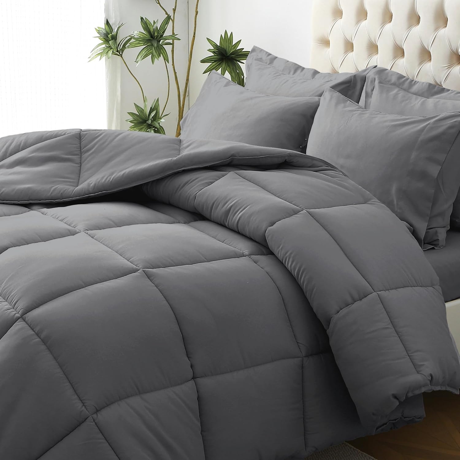 JOLLYVOGUE Juego de edredón King de 7 piezas  Cama en una bolsa ultrasuave  Alternativa de plumón de ganso  Serie 1800 Premium con edredón, sábanas,