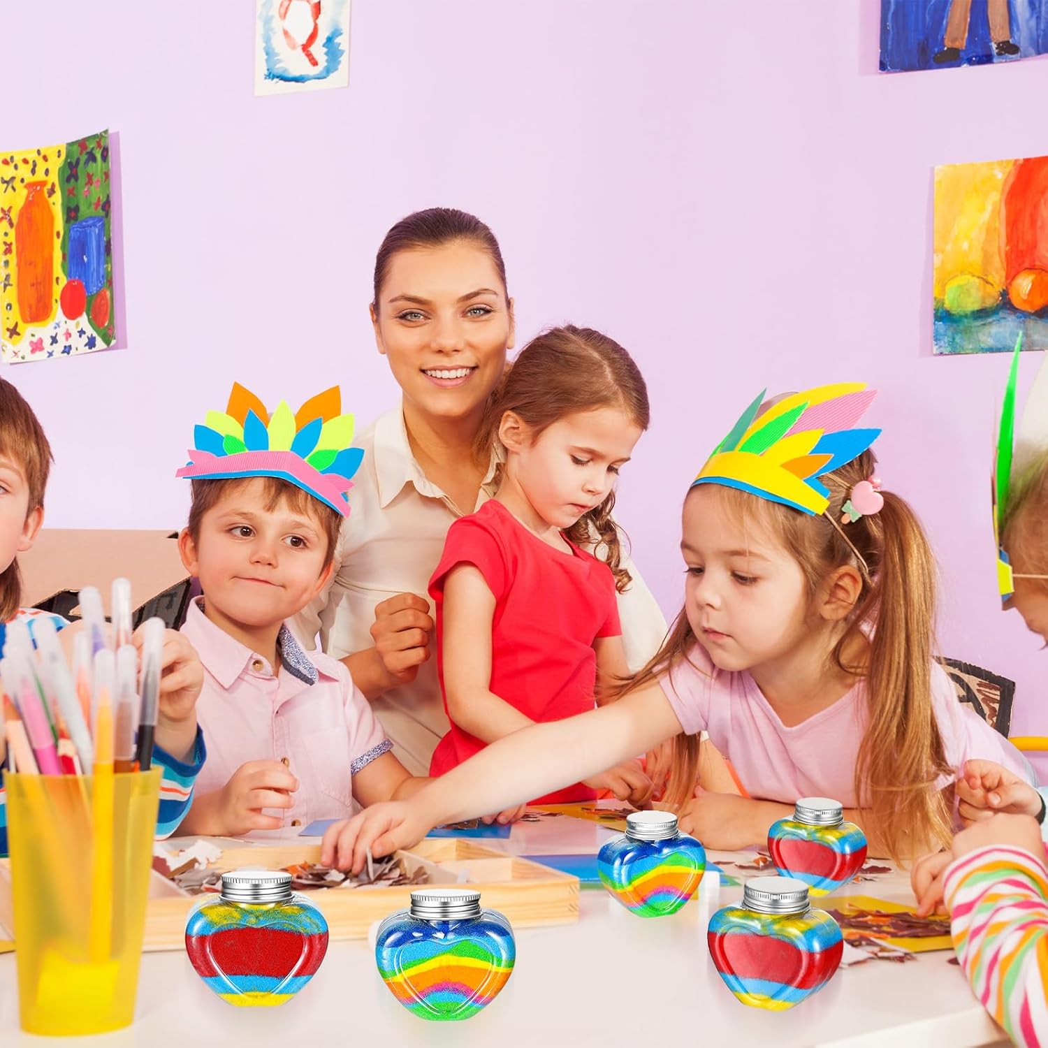 Hsei 50 botellas de arte de arena, botellas de poción de plástico con 5 embudos pequeños, kits de contenedores de arte de arena para niños, fiestas