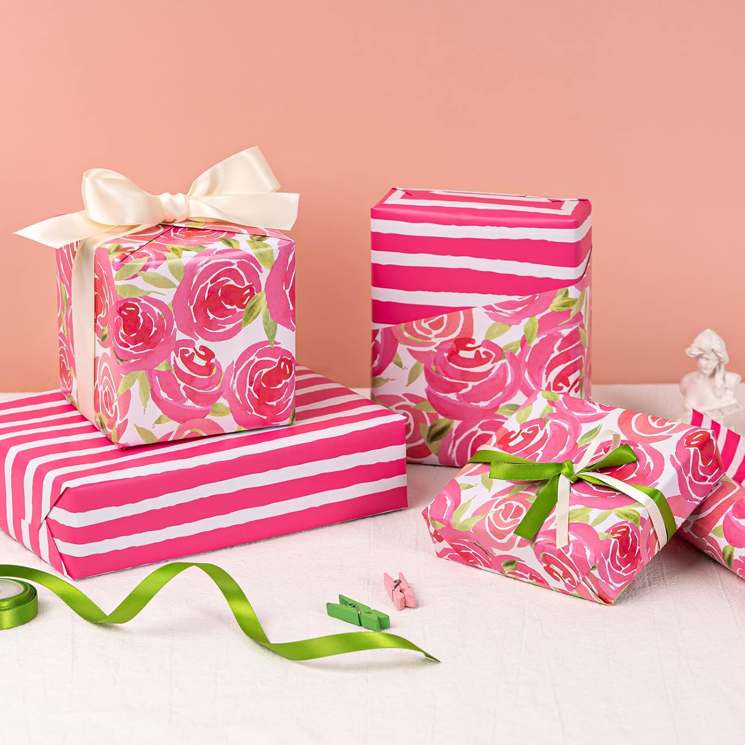 RUSPEPA Rollo de papel de regalo reversible  Mini rollo  Estilo acuarela rosa rosa y patrón de rayas, ideal para el día de la madre, cumpleaños,