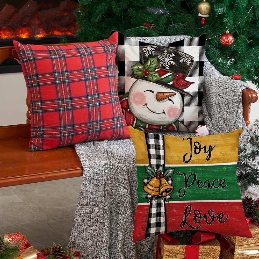DFXSZ Juego de 4 fundas de almohada navideñas de 16 x 16 pulgadas, diseño de muñeco de nieve, sika y ciervo, decoración de invierno para el hogar,