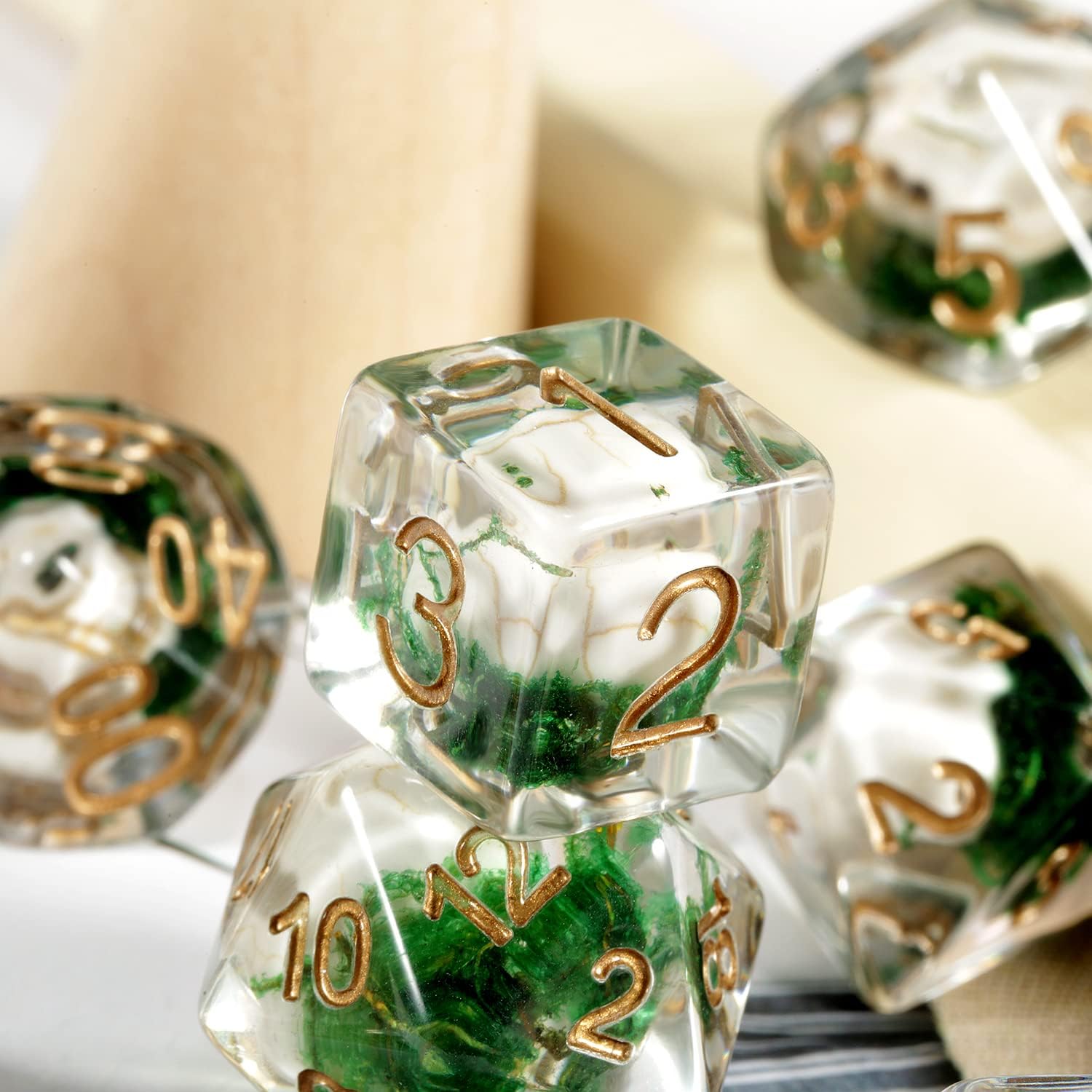 DNDND – Juego de 7 dados de resina con bolsa de terciopelo para Dungeons and Dragons, juegos de rol y juegos de mesa (calavera