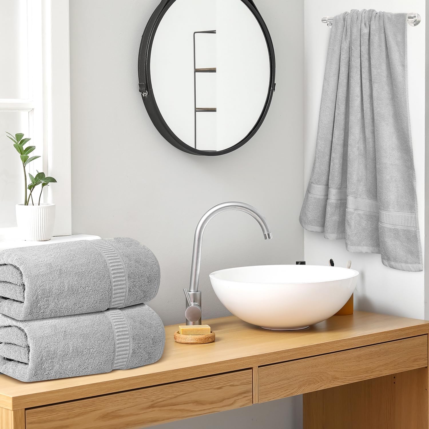 Oakias Toalla de baño gris claro de alta calidad, 1 paquete, 35 x 70 pulgadas, 21.16 ozm, 100% algodón hilado en anillo, toalla jumbo de calidad de