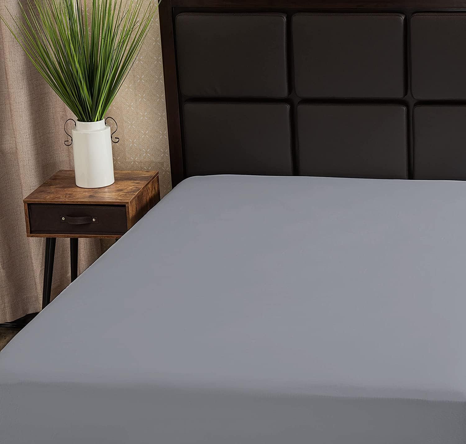 CirclesHome Solo sábana bajera de satén suave de alta calidad, polialgodón de 300 hilos de alta calidad, lavable a máquina y resistente a las
