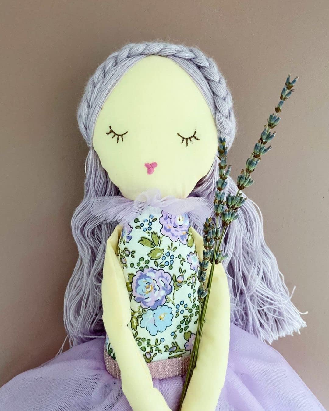 Mon Ami Muñeca de peluche de diseñador perfumada de lavanda, 20 pulgadas, divertido y adorable juguete de peluche para niños de todas las edades,