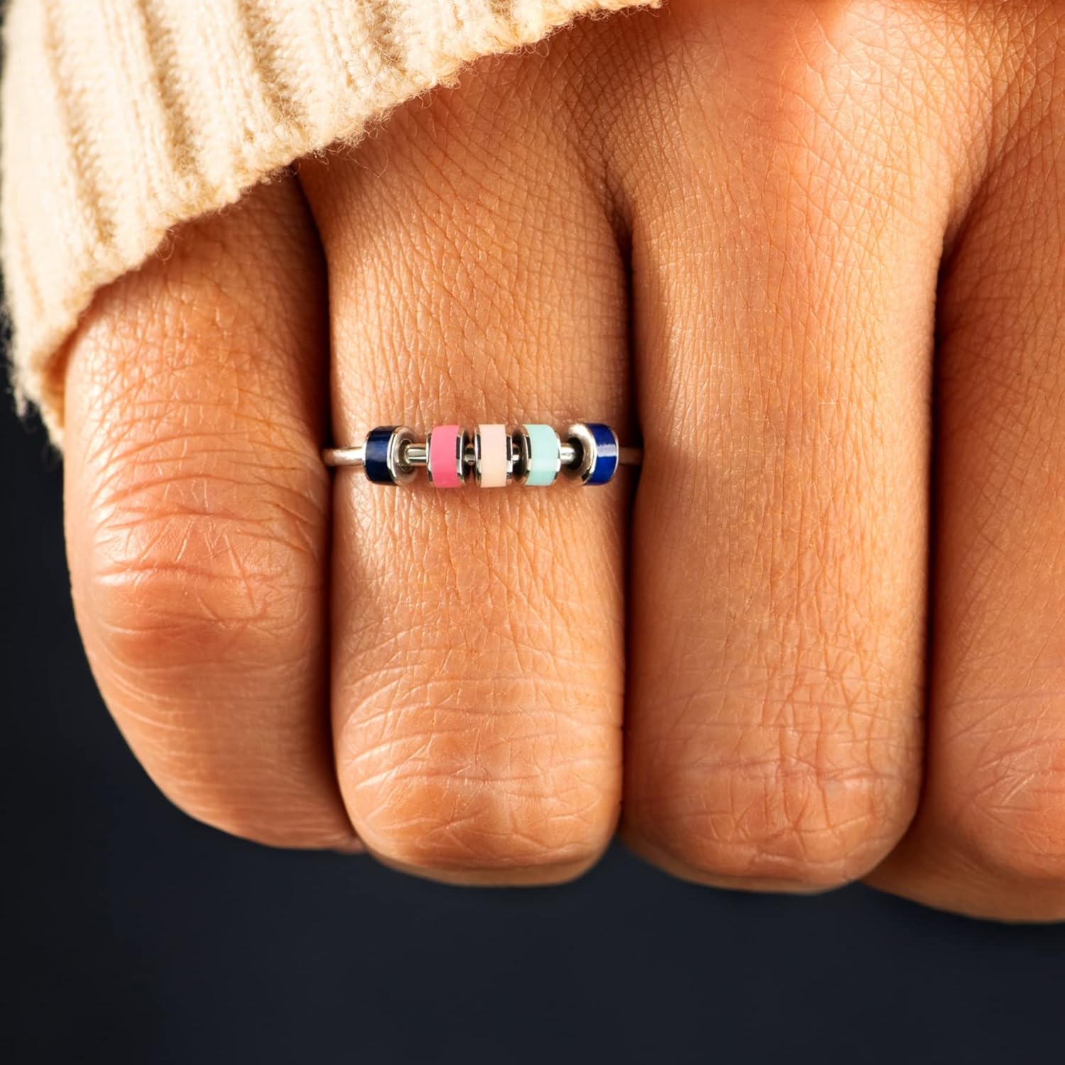STORYJEWELLERY Anillos antiestrés para mujeres, anillo de ansiedad para niñas, anillo giratorio para mujer, anillos antiestrés de esmalte plateado,