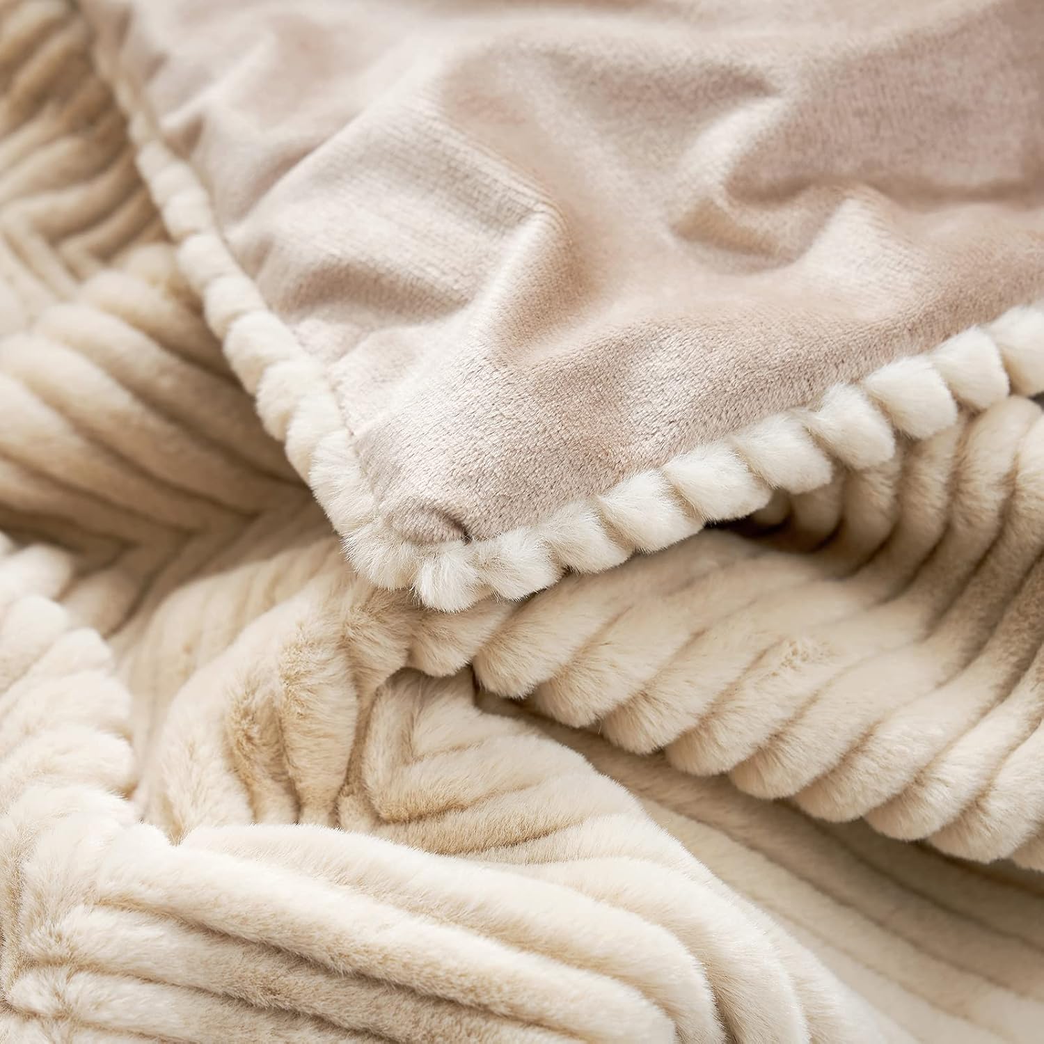 Cozy Bliss Manta de piel sintética suave de lujo para sofá, cálida y acogedora manta mullida a rayas para sofá, sala de estar, dormitorio, 60 x 80