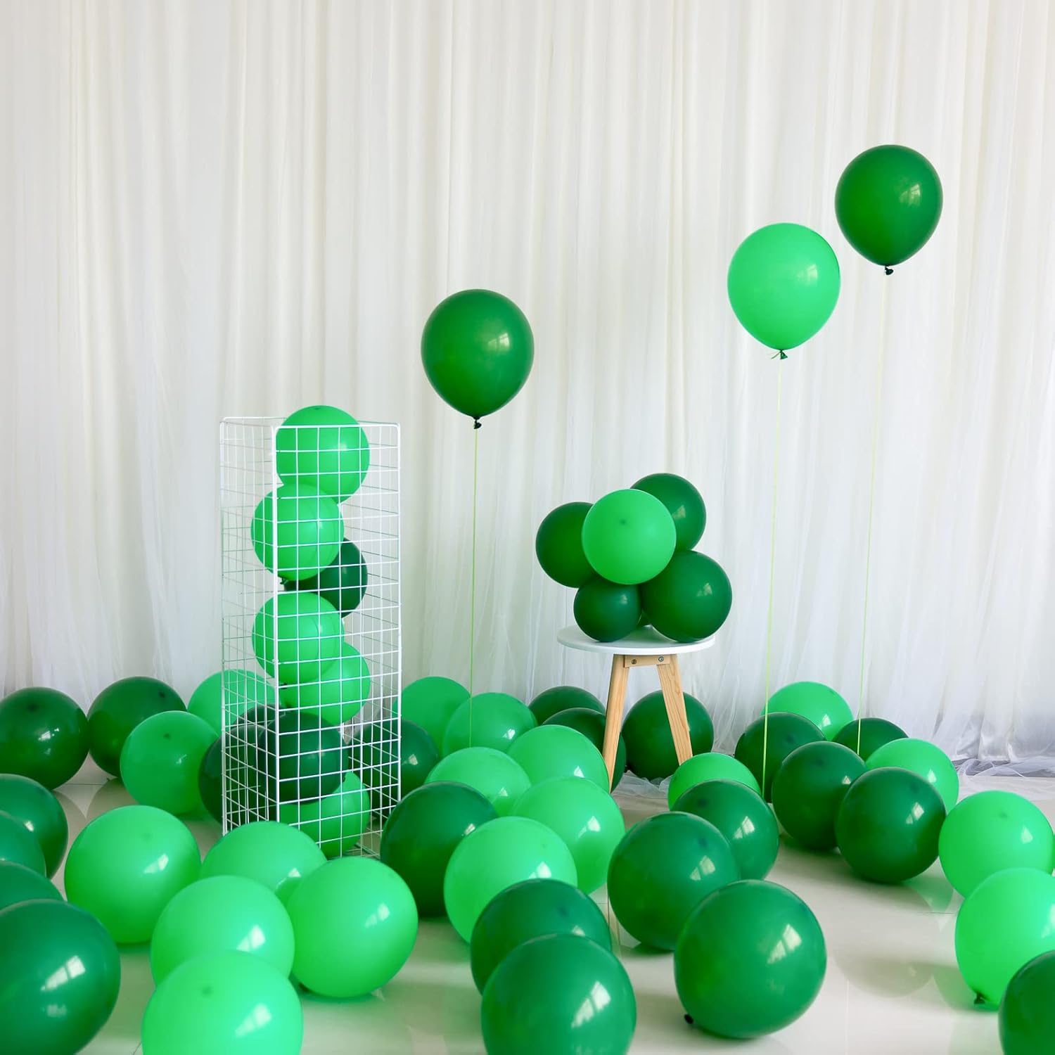 Paquete de 100 globos de látex verdes, globos de 12 pulgadas, globos de calidad prémium de helio para suministros de fiesta y decoraciones (con 2