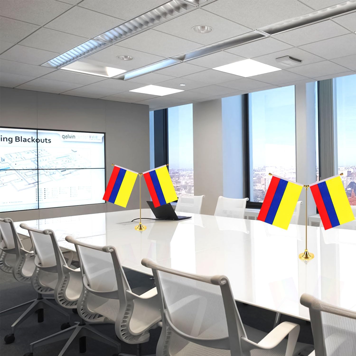 Bandera colombiana de escritorio con bandera de Columbia, pequeñas banderas de mesa de oficina de Columbia con base de soporte, palo de metal