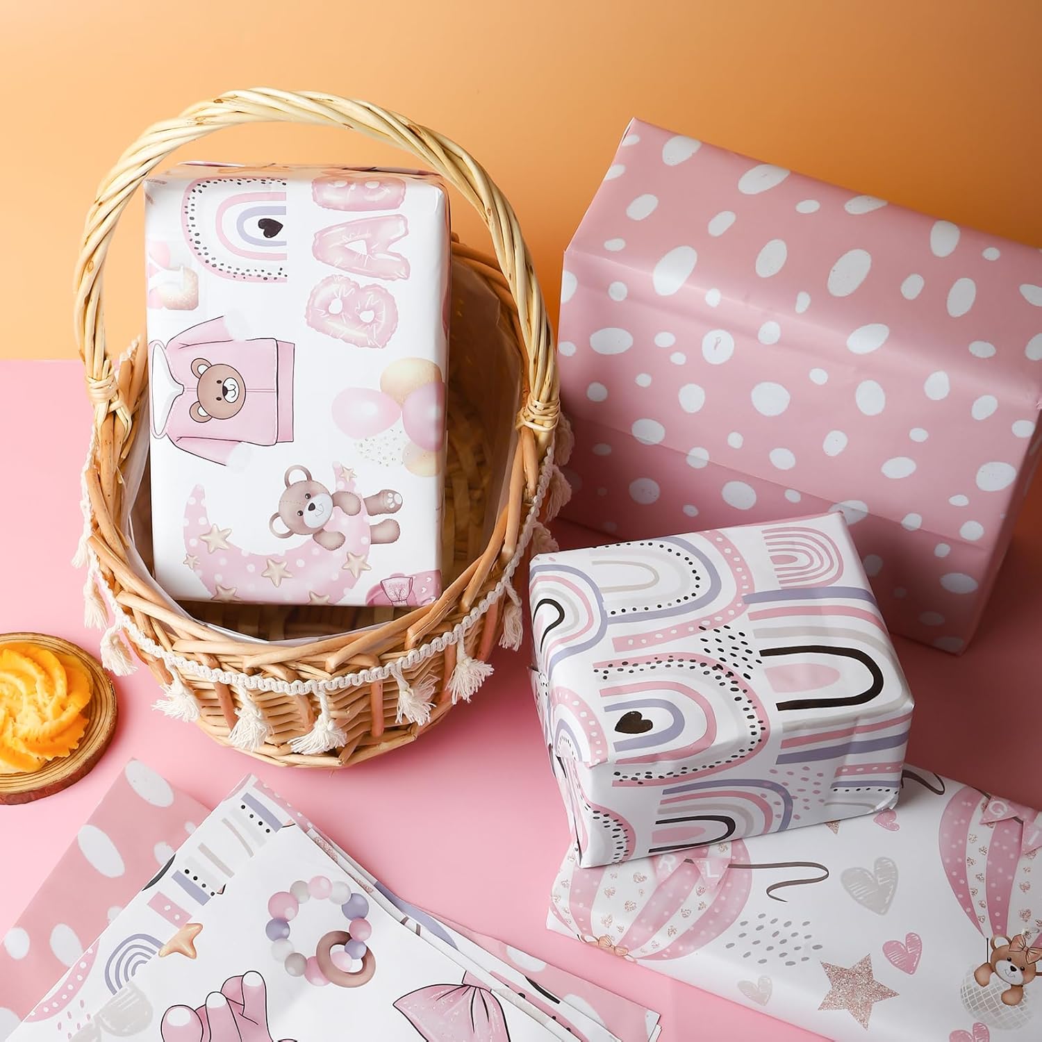 Dtiafu Papel de regalo para baby shower para niña  12 hojas de papel de regalo rosa con pies de bebé, diseño de oso unicornio, arco iris, zapatos de