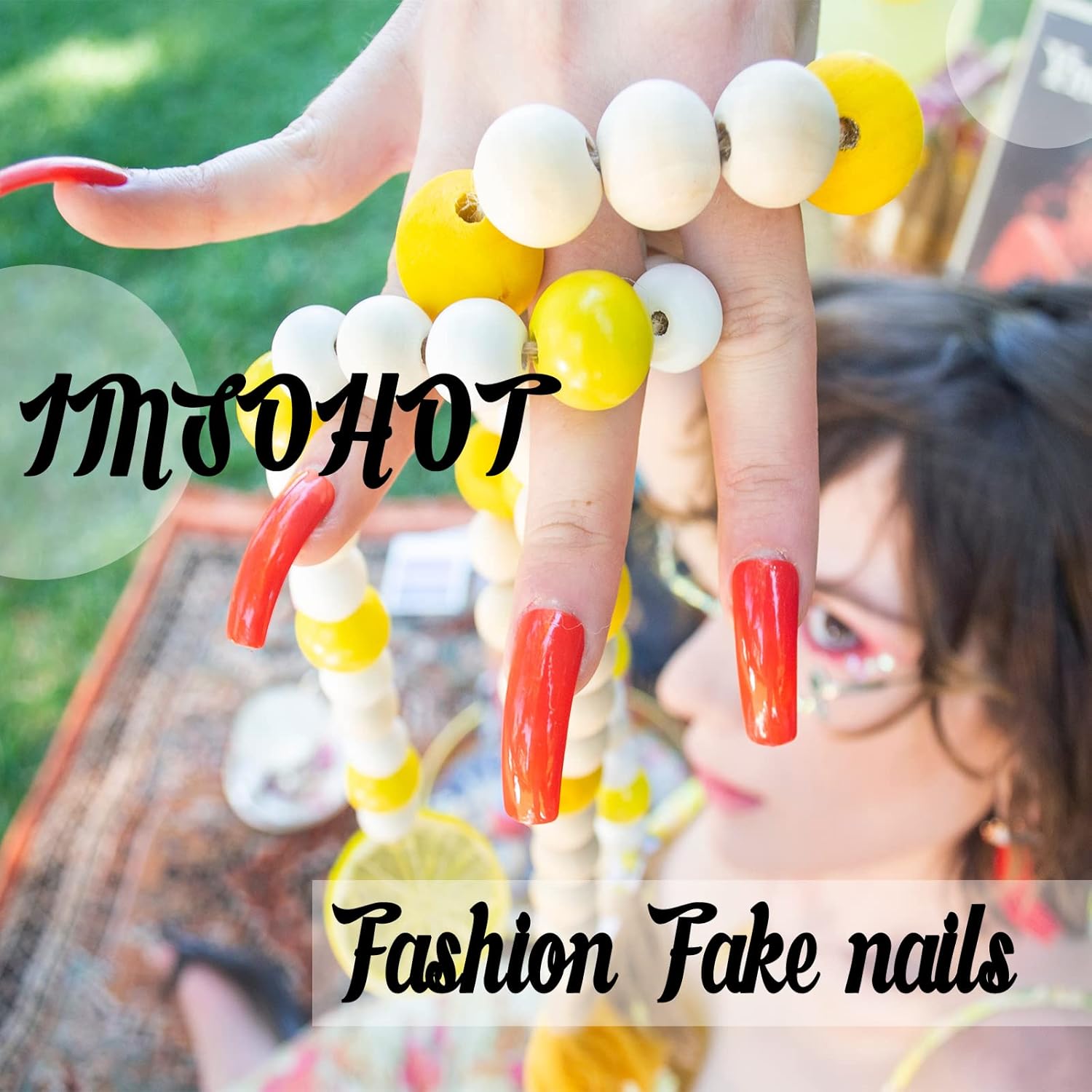 IMSOHOT Uñas postizas cortas a presión con forma cuadrada, uñas postizas brillantes de color blanco lechoso con pegamento, uñas postizas