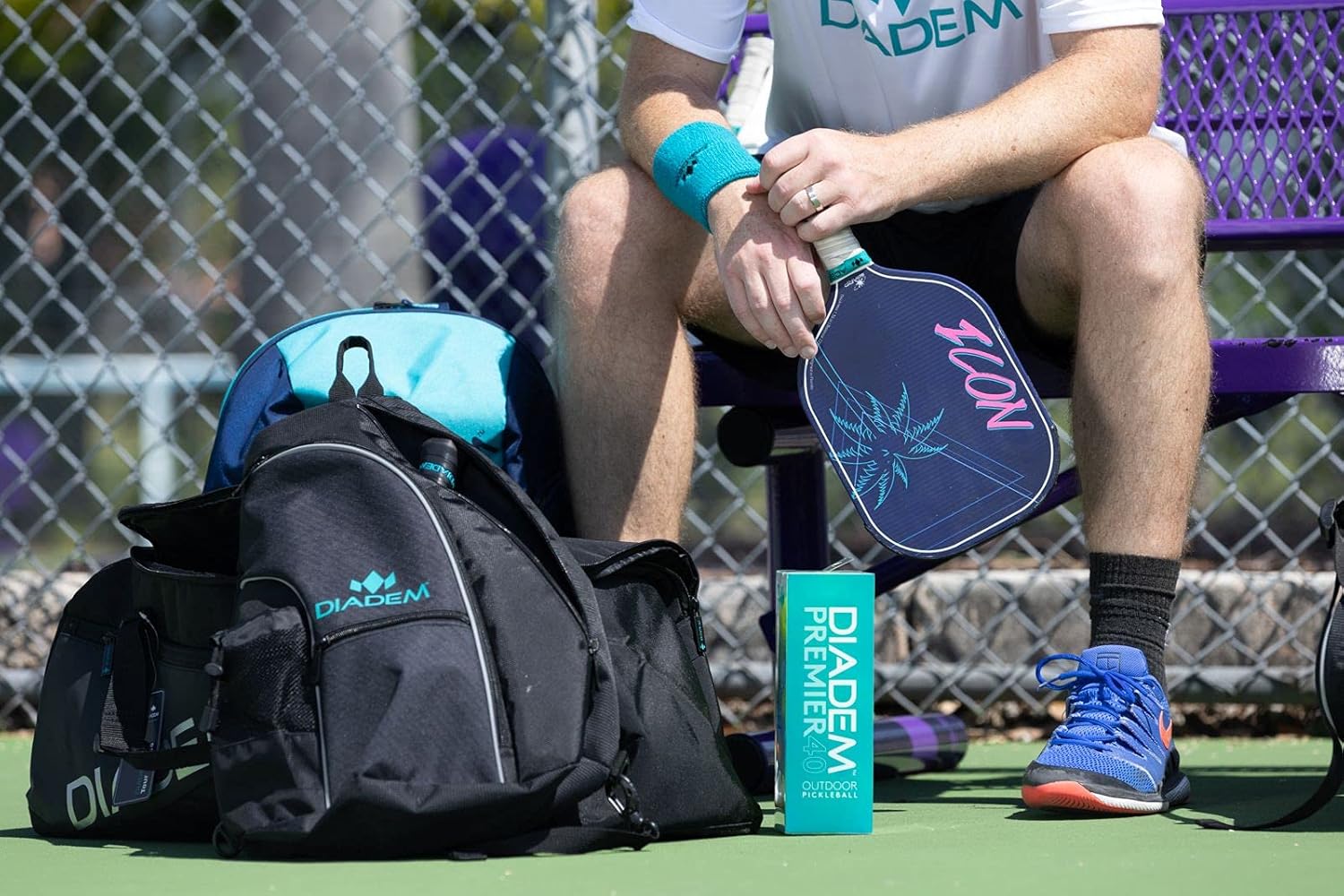 Diadem ICON Performance Pickleball Paddle  Fibra de carbono de grafito, núcleo de nido de abeja, cara de fibra de vidrio, protector de borde ultra