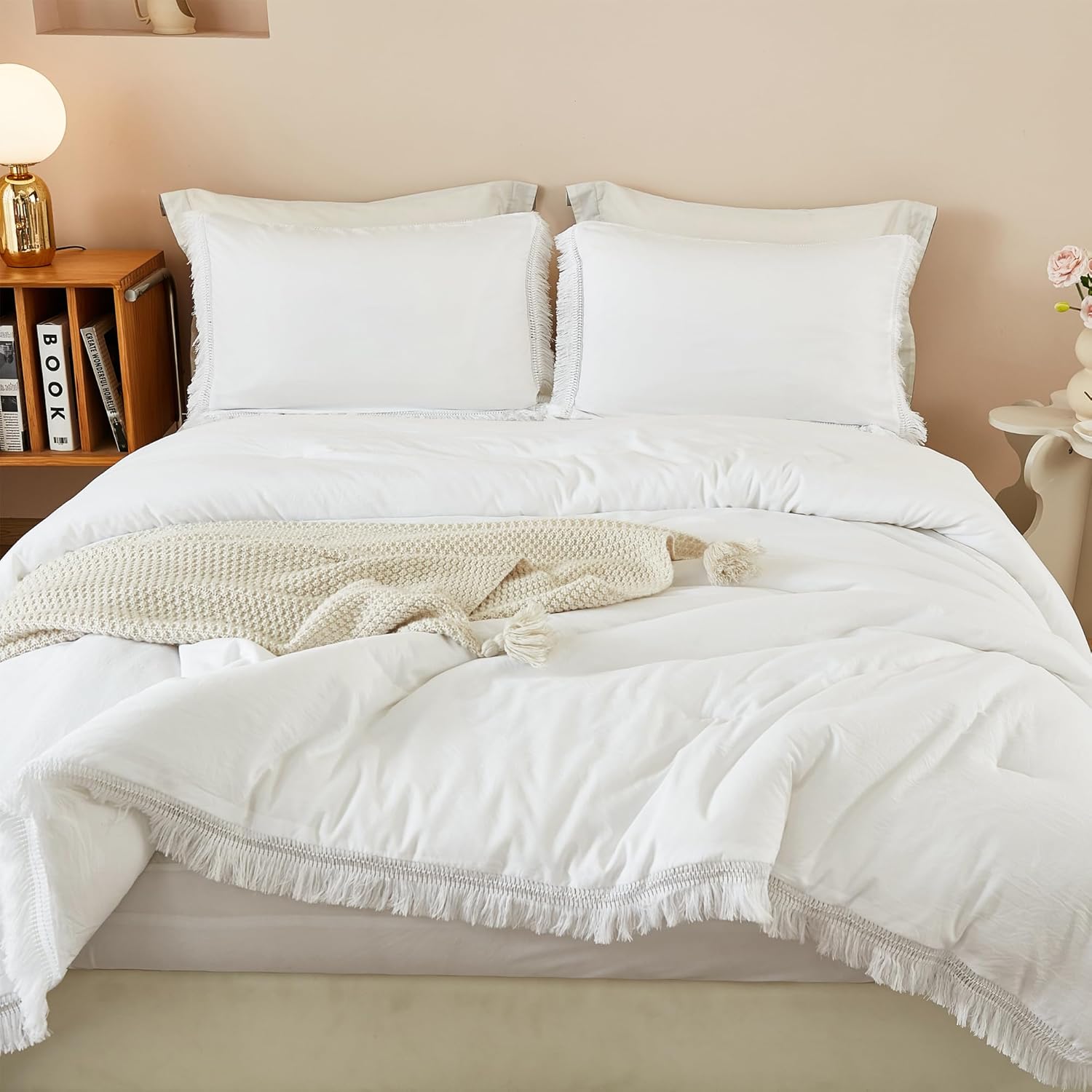 Litanika Juego de edredón blanco tamaño Queen, edredón bohemio con borlas estéticas, juego de ropa de cama ligero de microfibra con flecos de 3