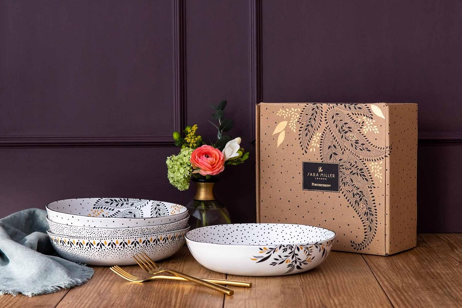 Portmeirion Inicio & Regalos Sara Miller London Artisanne Noir – Cuenco bajo para pasta con detalles dorados, 8.6 in