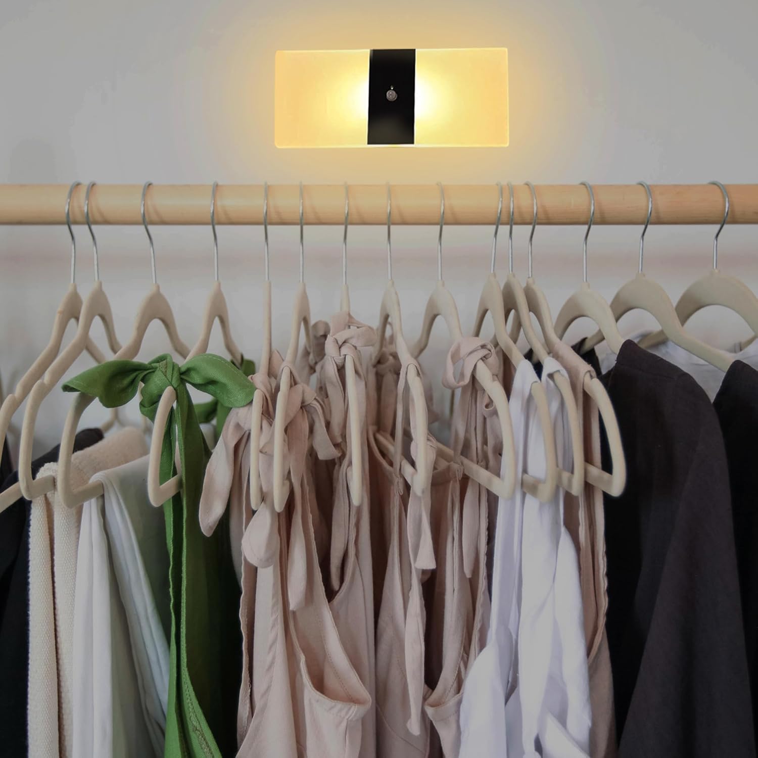 FelRelWel Apliques de pared con control de sensor, 2 lámparas de pared LED acrílicas para sala de estar, pasillo, patio, jardín, batería USB