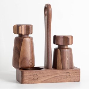 Juegos de molinos de sal y pimienta (molinillo de cinco estrellas – nogal) Juegos de molinos de sal y pimienta (molinillo de cinco estrellas – nogal)