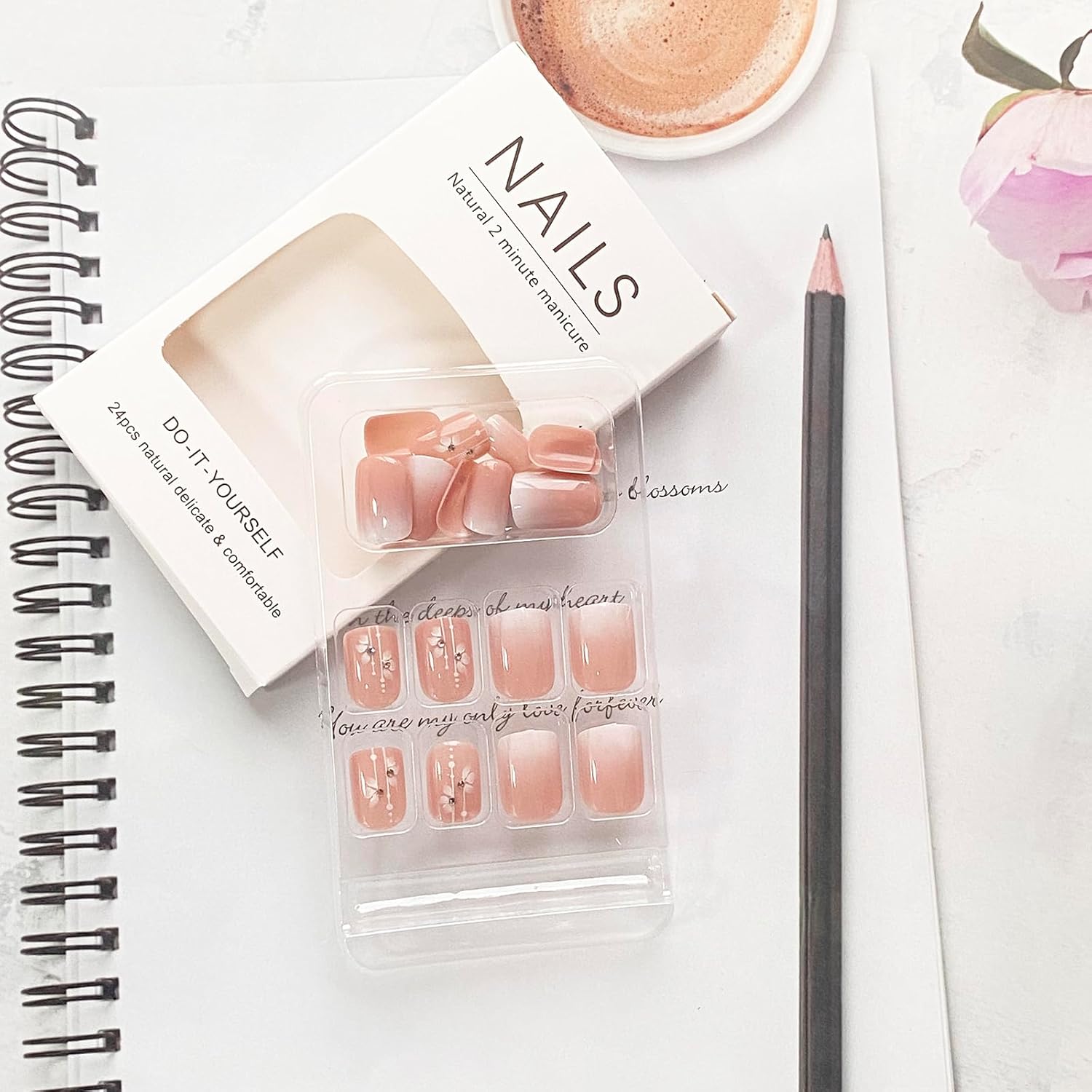 24 uñas cortas a presión, uñas postizas rosas, uñas acrílicas de forma cuadrada con diseños de flores, uñas postizas degradadas, uñas postizas de