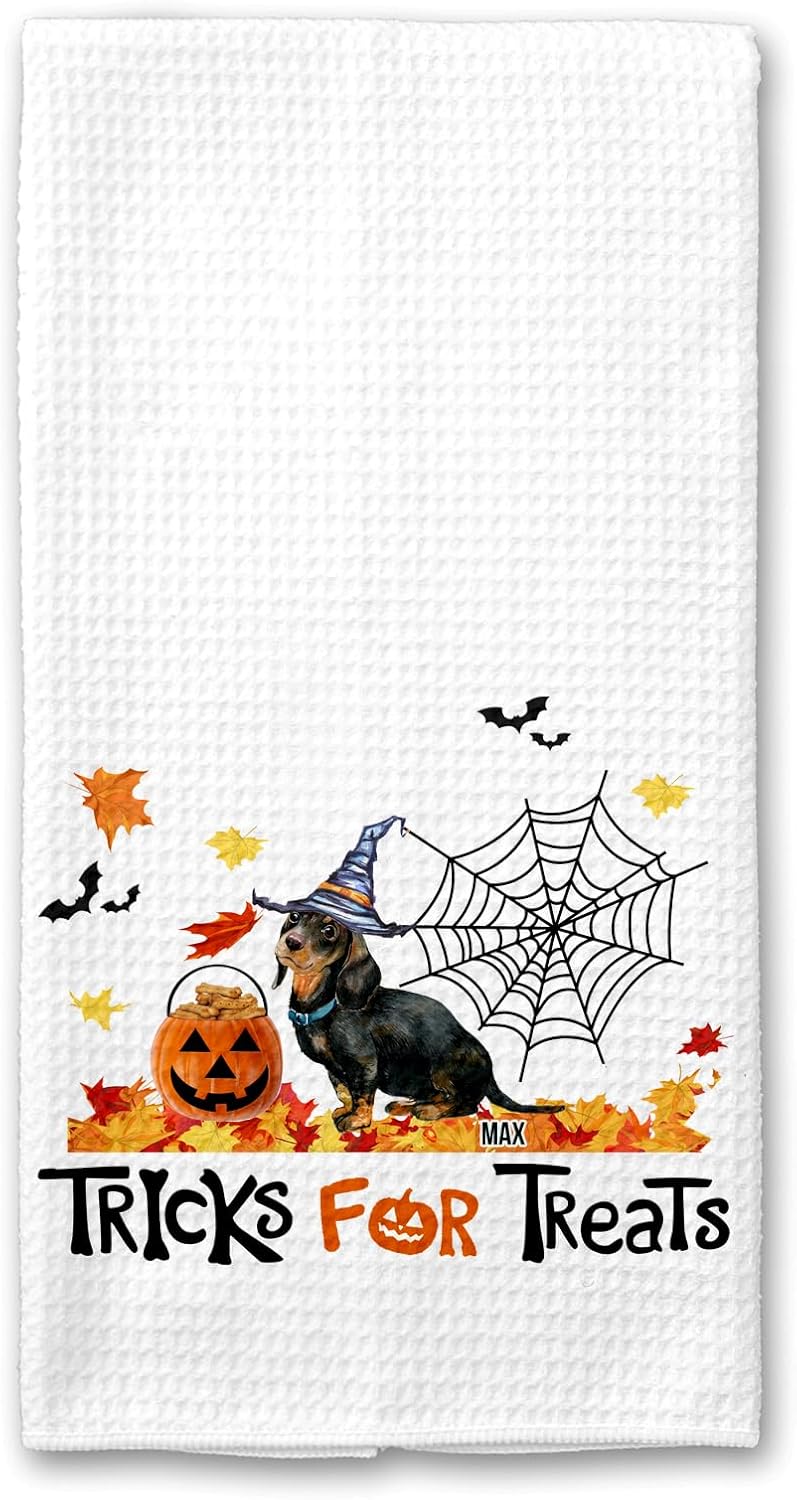 Studio 9Thirty3 Trucos para golosinas Dachshund Toalla de cocina de Halloween, decoración de otoño de perro salchicha (toalla blanca, marrón negro