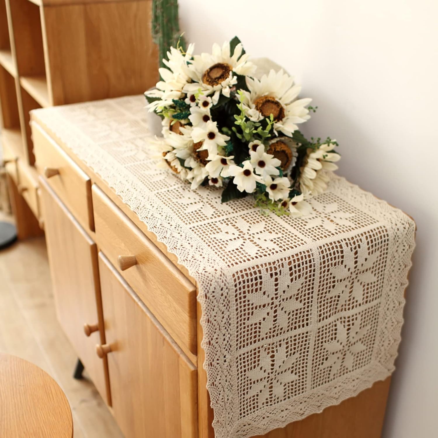 Cubierta elegante de ganchillo Dollies para fiestas, banquetes, centro de mesa, 15 x 51 pulgadas, regalo de inauguración de la casa, fácil de