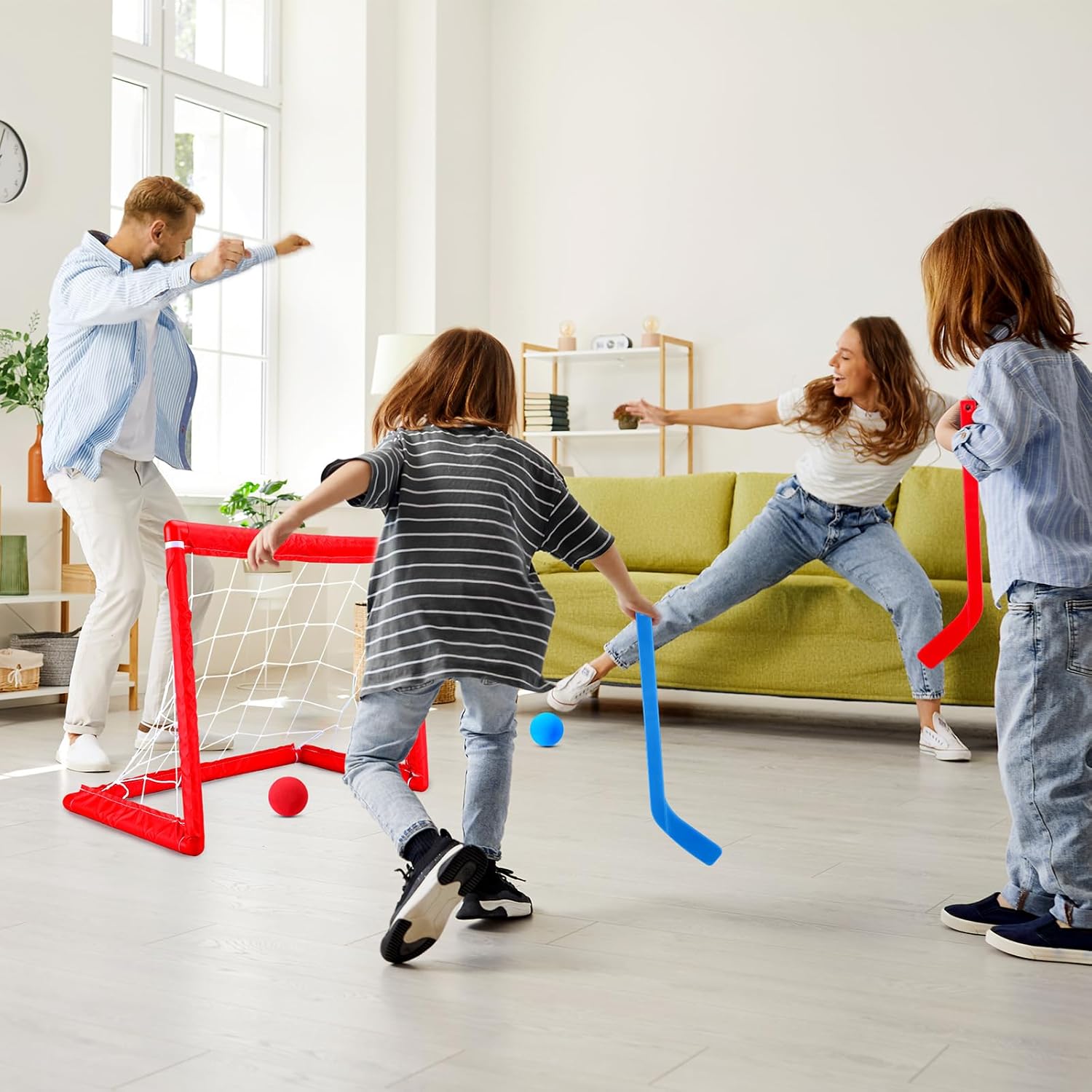 Juego de 2 juegos de mini hockey para niños, incluye 2 redes de hockey, 2 mini portería de hockey, 4 mini palos de hockey de plástico, 4 bolas de
