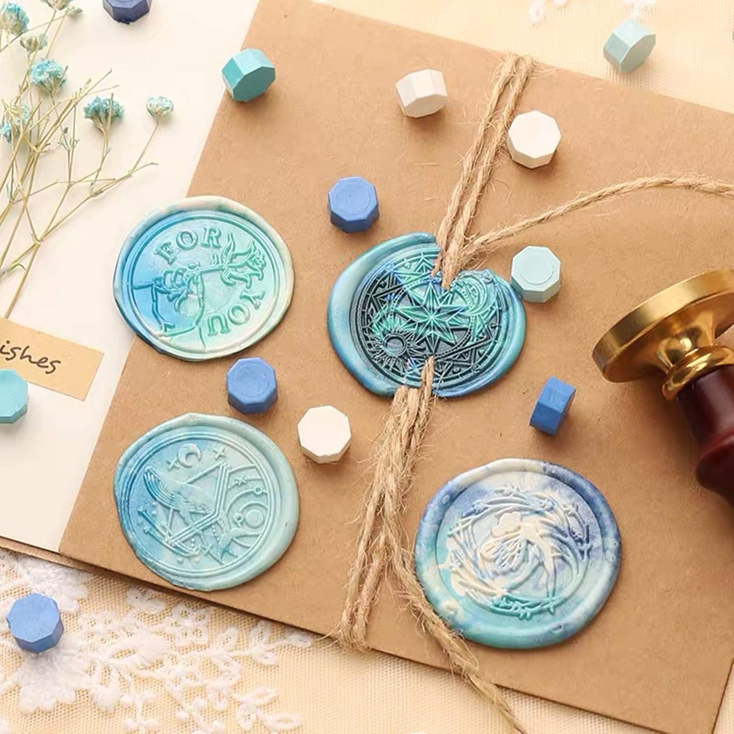 624 cuentas de cera de sellado colorido macarona con 4 velas de té y 1 cuchara de fusión de cera