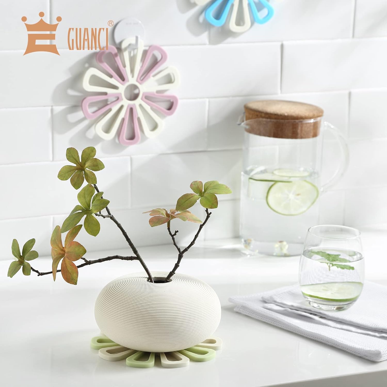 Silicone Trivet Mat Set of 3, GUANCI Hot Pot Holder Hot Pads for Table & Countertop Set Non-Slip & Heat Resistant Modern Kitchen Hot Pads for Pots &
