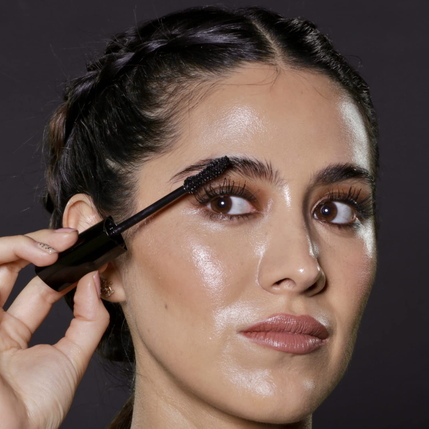 XiC Glam. Máscara negra intensa, no baja las pestañas, resistente al sudor, máscara impermeable especial para ejercicios y extracciones. Sin grumos.