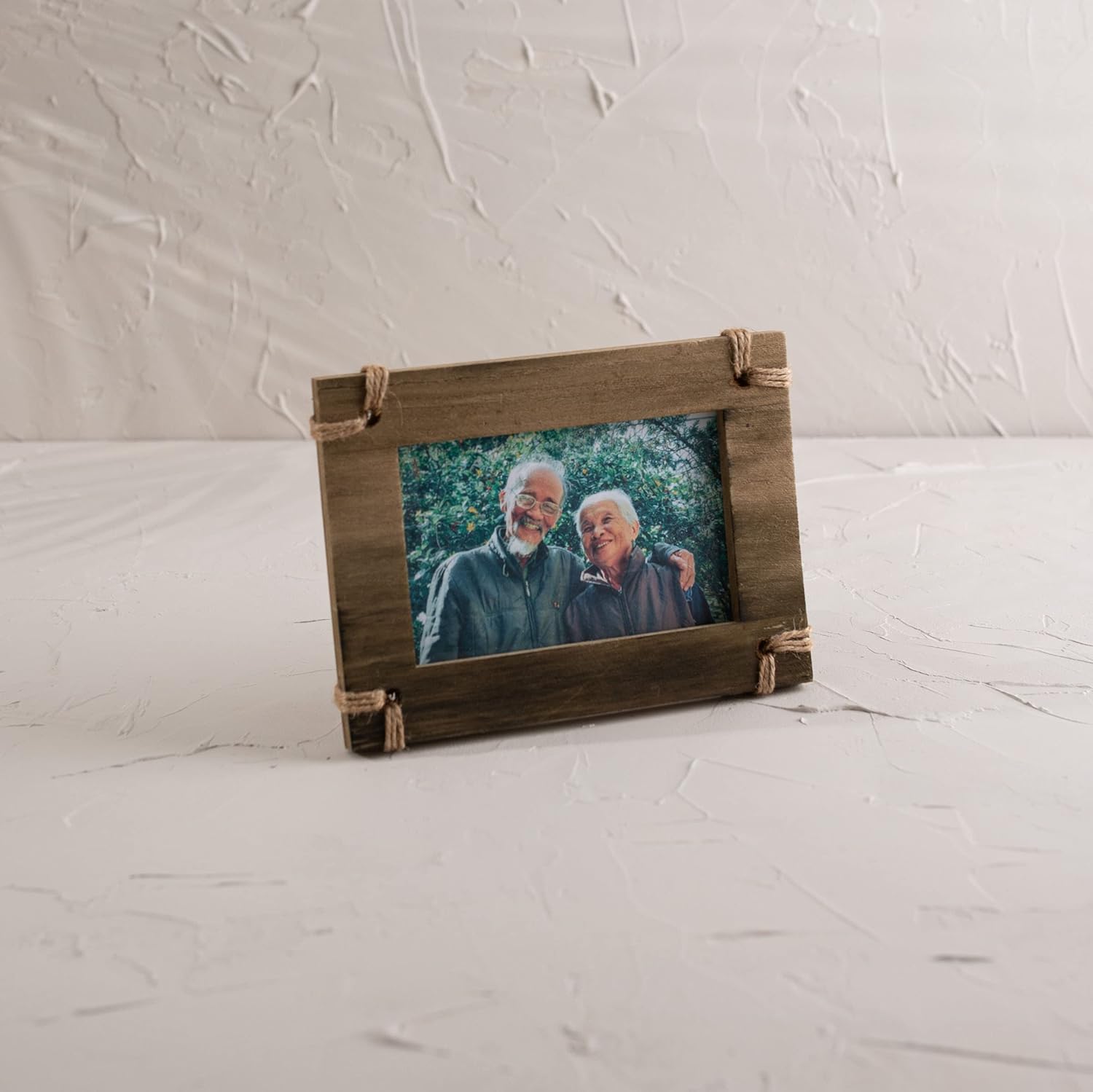 Foreside Home and Garden Home & Garden Esquinas de yute 4×6 Marco de fotos de madera natural, MDF, yute y vidrio