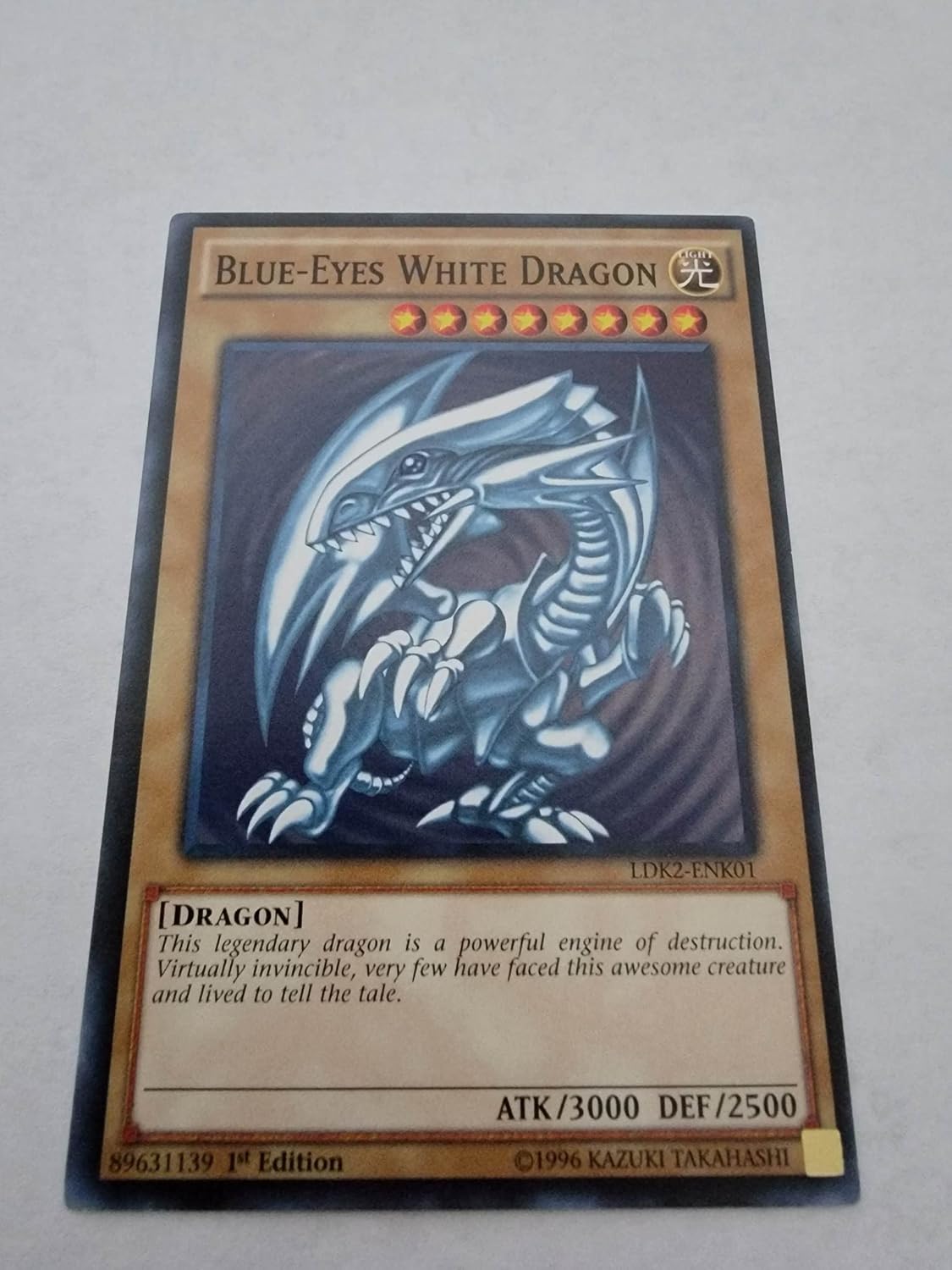 Dragón Blanco de Ojos Azules (Versión 2) – LDK2-ENK01 – Barajas legendarias II – Común – 1 Edición