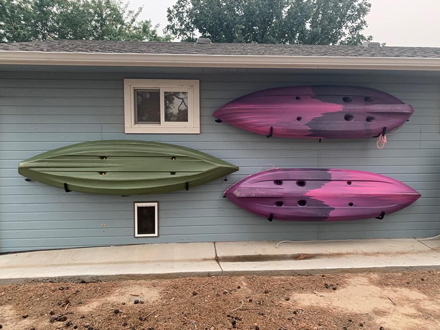 Naikozmo Paquete de 4 estantes de almacenamiento para kayaks, ganchos resistentes de 20.5 pulgadas, ganchos de montaje en pared para tablas de remo