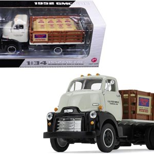 134 1952 GMC COE Stake Truck con carga de saco, K. & B. Potato Farms, Inc., 19-4110 134 1952 GMC COE Stake Truck con carga de saco, K. & B. Potato Farms, Inc., 19-4110