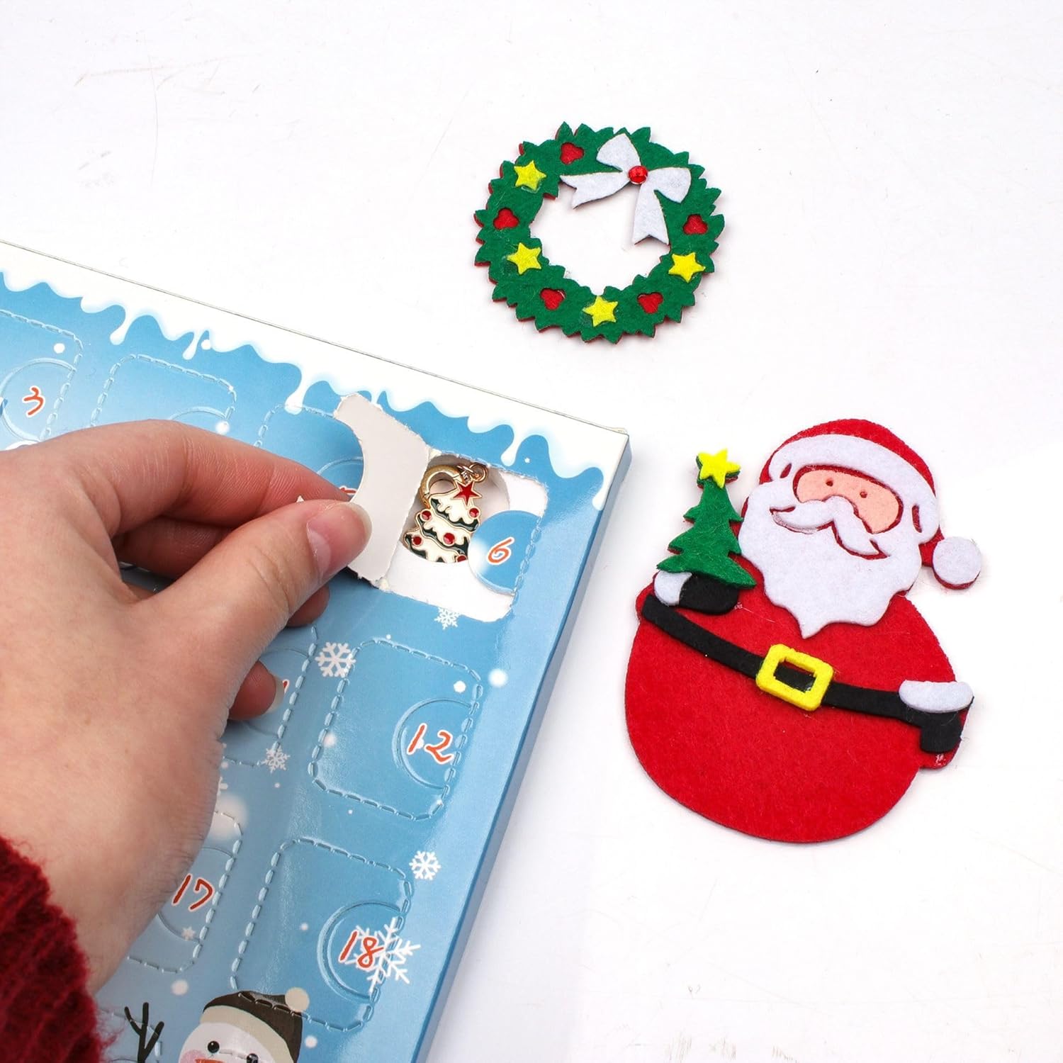 Calendario de Adviento de Navidad 2023, kit de fabricación de pulseras para niñas, calendario de cuenta regresiva de Navidad, pulseras de joyería