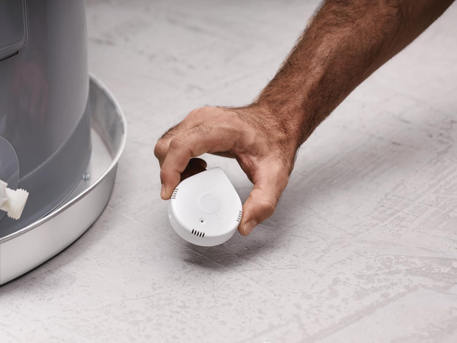 Moen Flo Smart Detector de fugas de agua, blanco, paquete de 4 unidades 920-005 + paquete de 2 cables de detección de fugas de 6 pies