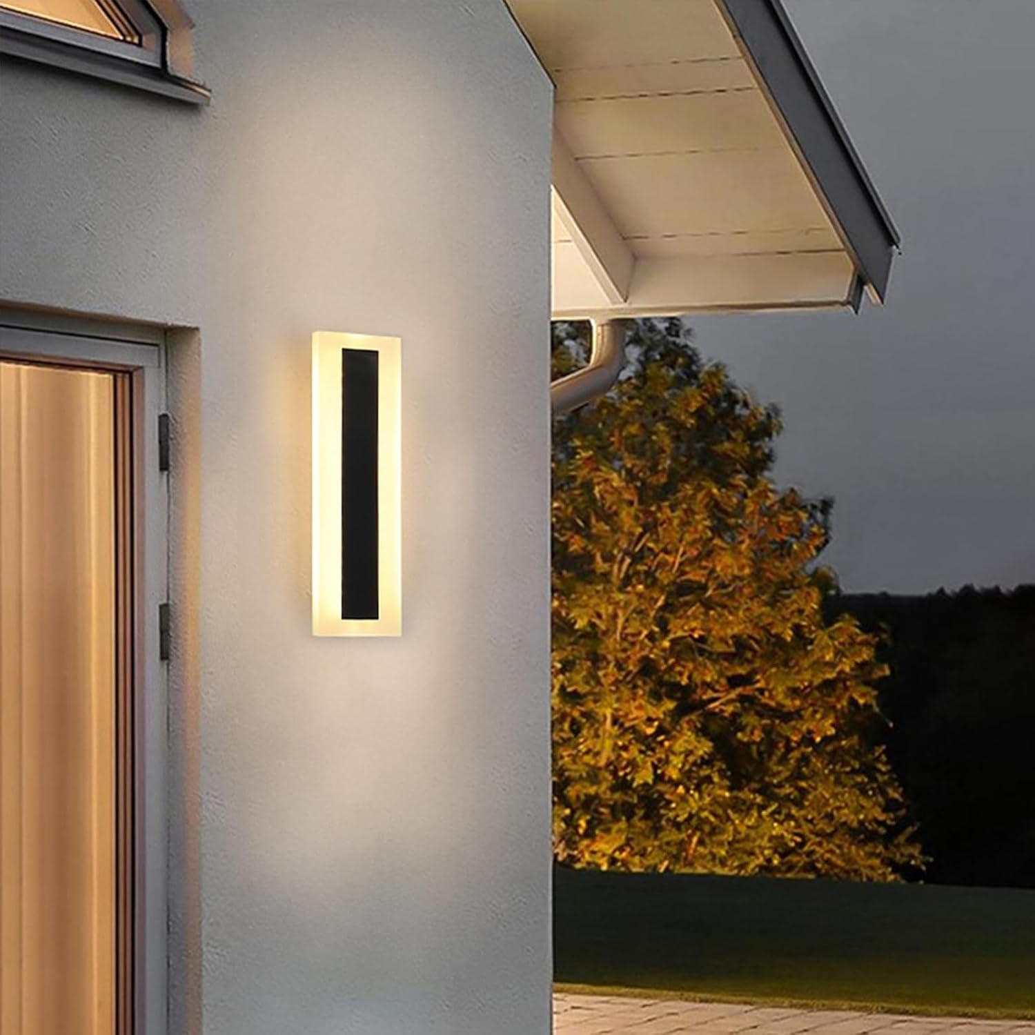 LamQee Lámpara de pared moderna para exteriores para casa, luces lineales de porche y patio, tira larga LED, lámpara de montaje en pared, lámpara