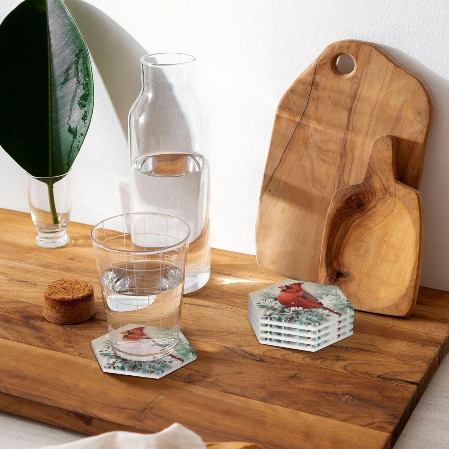 Juego de 4 posavasos cardinales de Navidad para bebidas, diseño de acebo, de cerámica, absorbentes de nieve, para mesa de café, bar, cerveza,