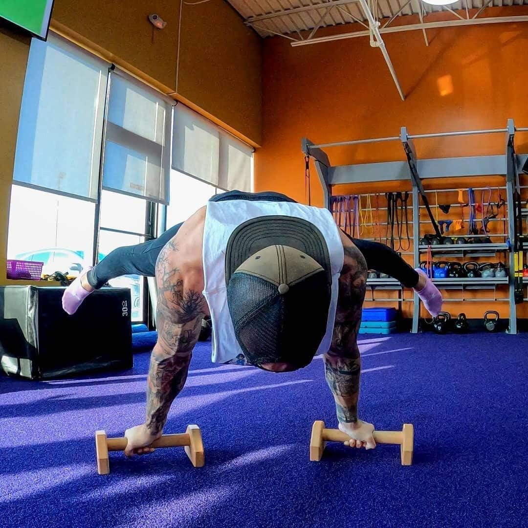Calisthenics Wood Parallettes Bars  Push Up Bar That Will Not Slip or Wobble  Wrist Wraps Included