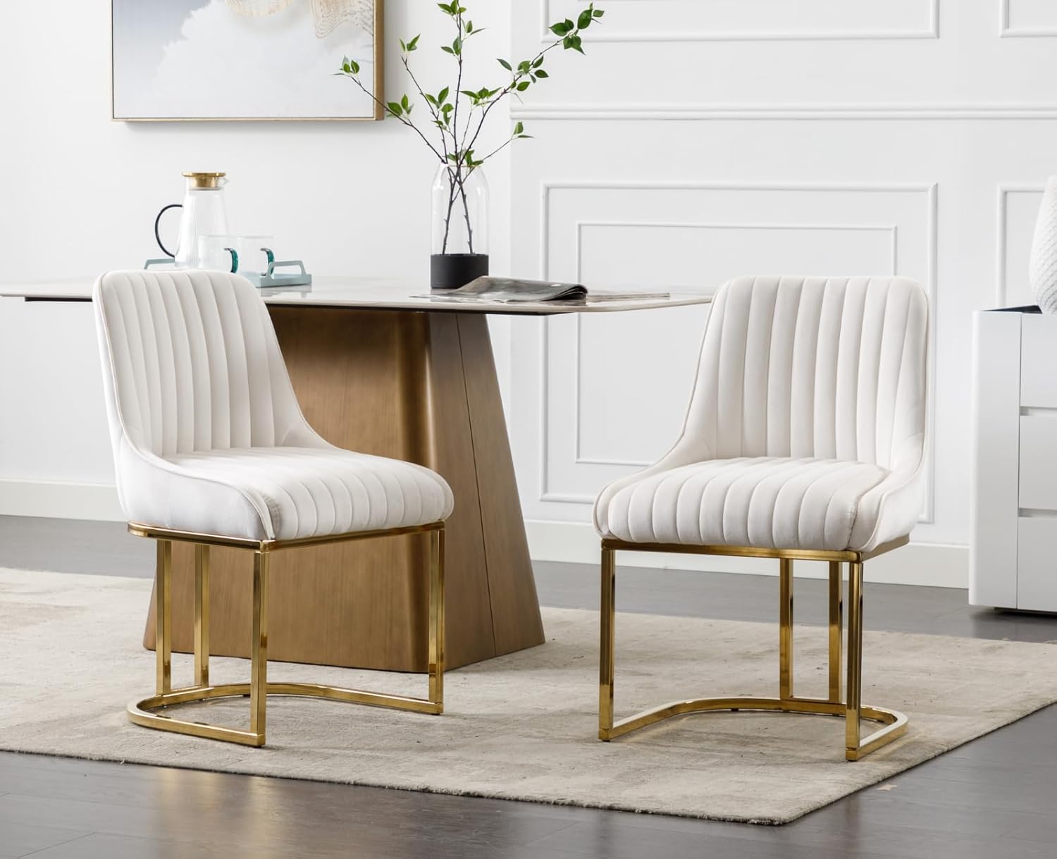 CIMOTA Juego de 2 sillas de comedor de terciopelo blanco moderno, tapizadas, cómodas sillas de cocina y comedor con patas de metal dorado, sillas de