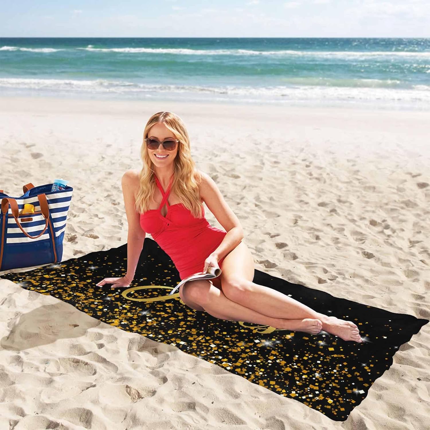 Toalla de playa personalizada con texto dorado brillante, color negro, piscina, natación, viajes, grande, suave, ligera, texto personalizado,