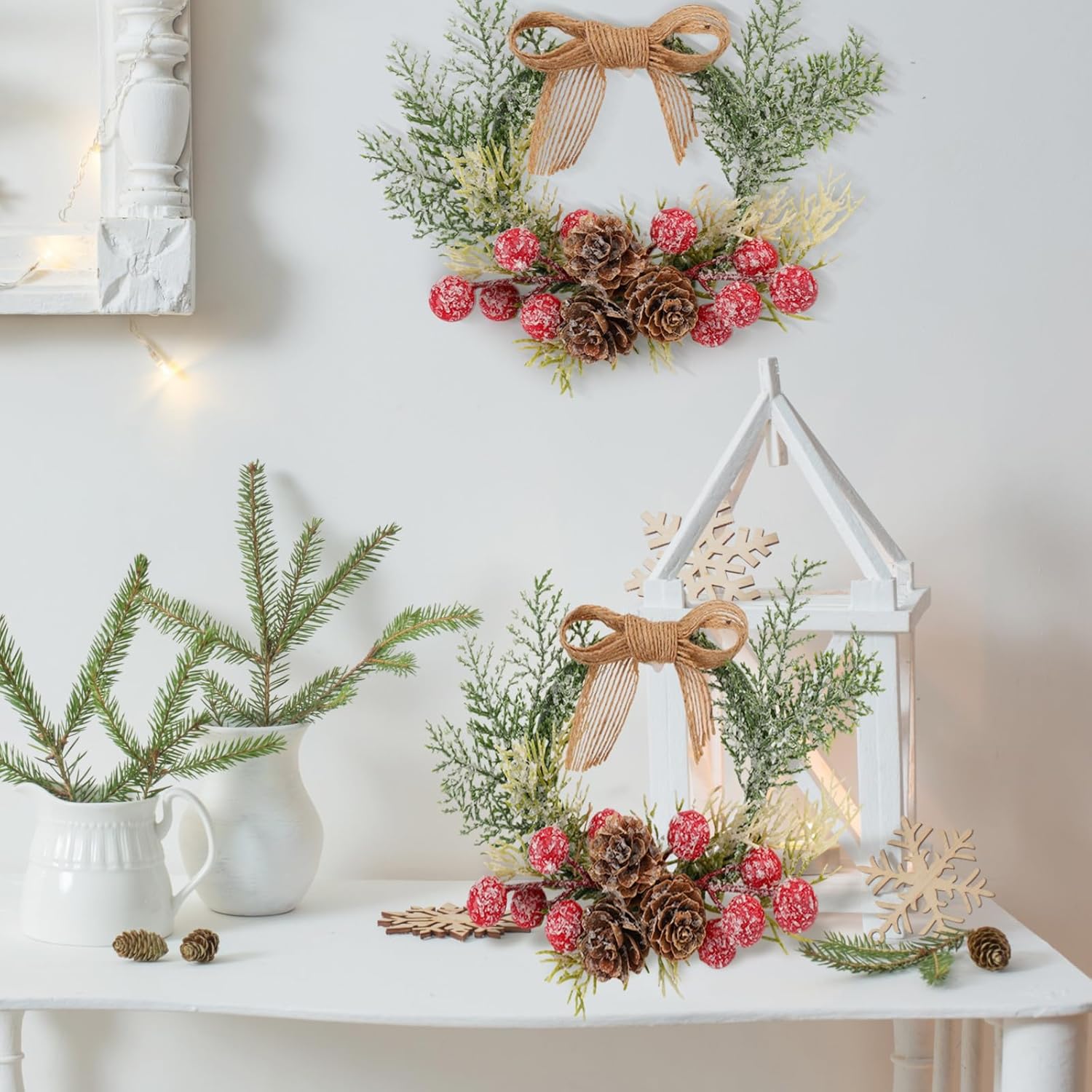 Anillos de vela de Navidad, coronas, anillos, corona de bayas rojas artificiales con piñas, mesa de comedor, centro de mesa, centros de mesa de