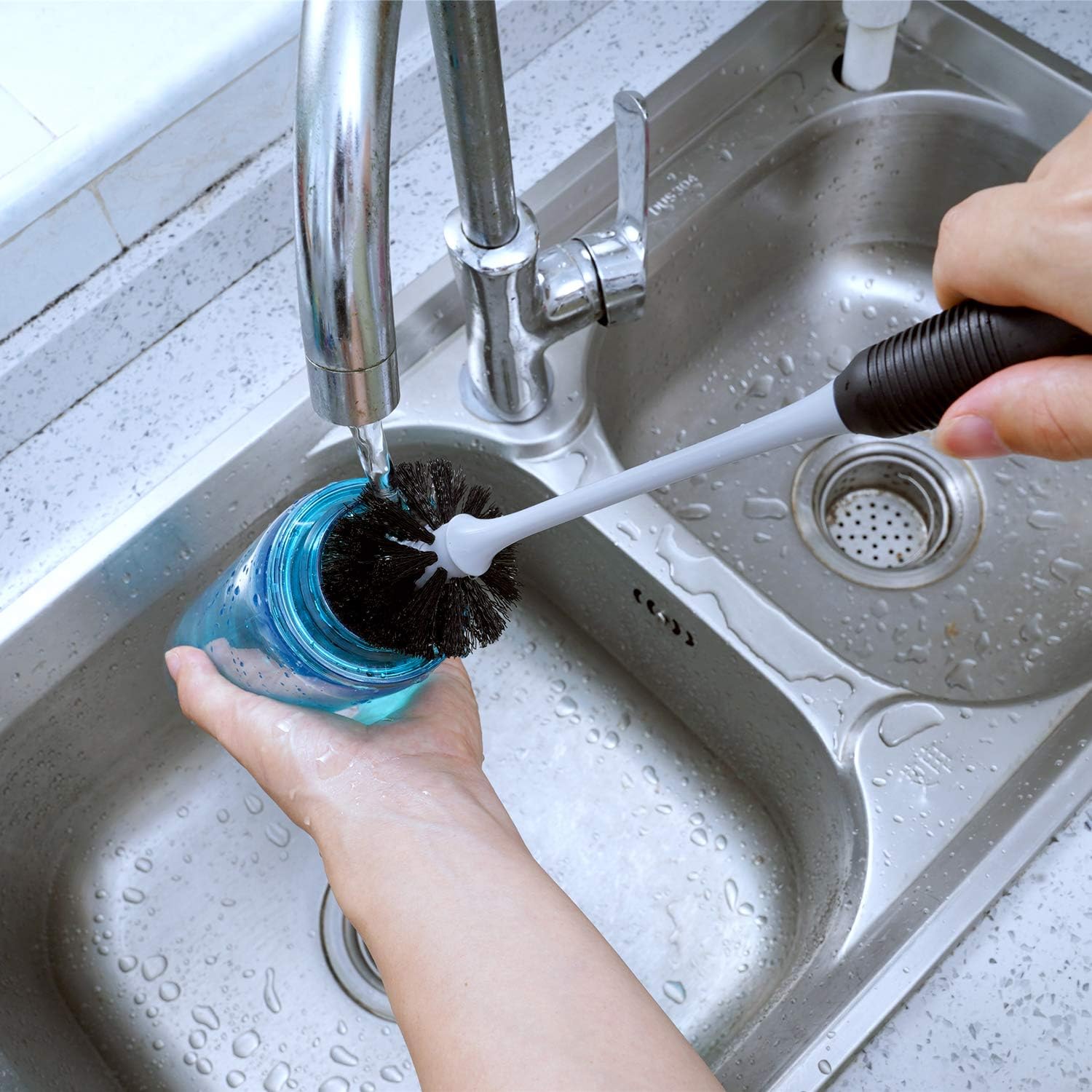 Cepillo para biberones con limpiador de pezones, cepillo de limpieza de botellas de agua de mango largo, construido para limpiar biberones, tazas