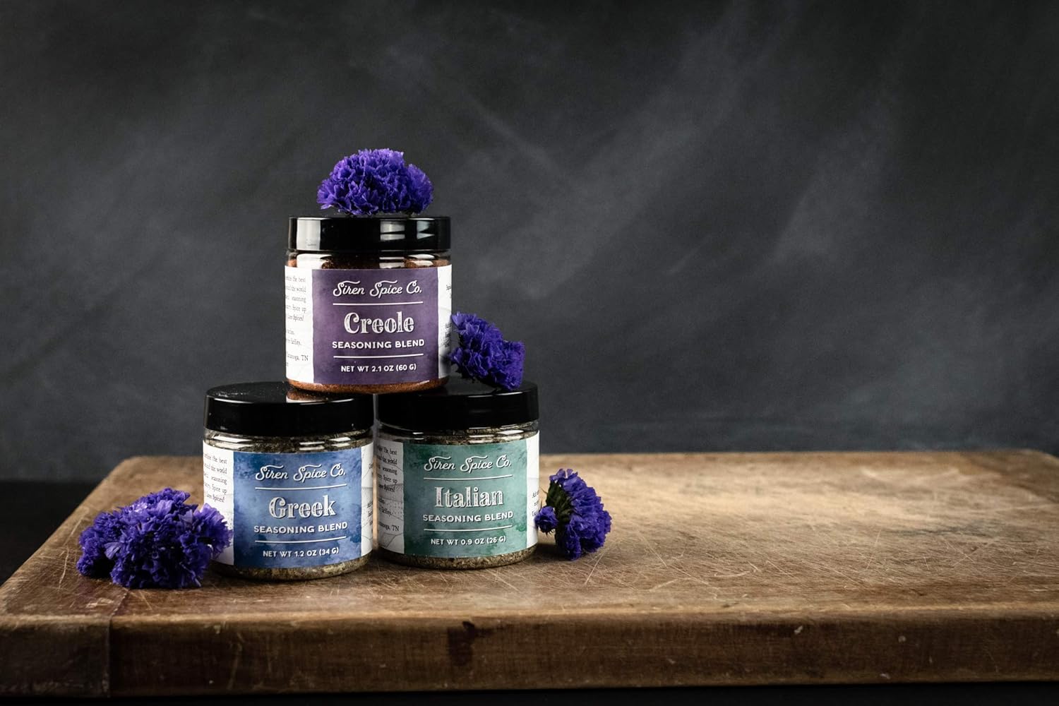 Siren Spice Condimento griego  Mezcla de orégano, ajo, hierba de eneldo, canela, menta, hojuelas de chile, nuez moscada. Mezclas de especias hechas