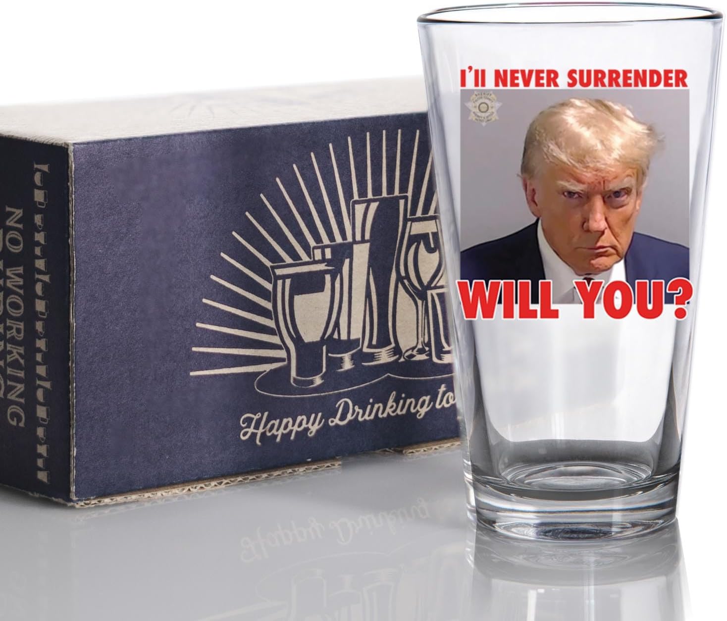 Vaso de pinta Trump Mugshot  Regalo para los amantes de Trump  Regalo para él (16 oz)