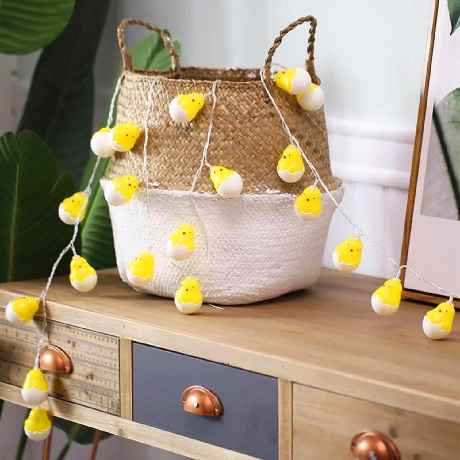 Decoraciones de Pascua para interiores, 10 pies, 20 luces LED de cáscara de huevo de Pascua, luces colgantes de huevos de Pascua, funciona con