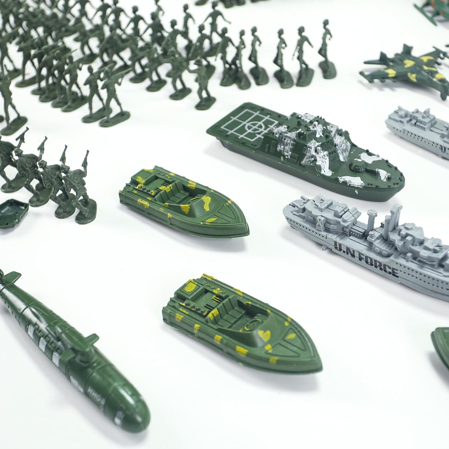 3 otters Juego de 360 piezas militares para hombres del ejército, soldados de juguete, figuras militares de plástico, portaaviones, buques de