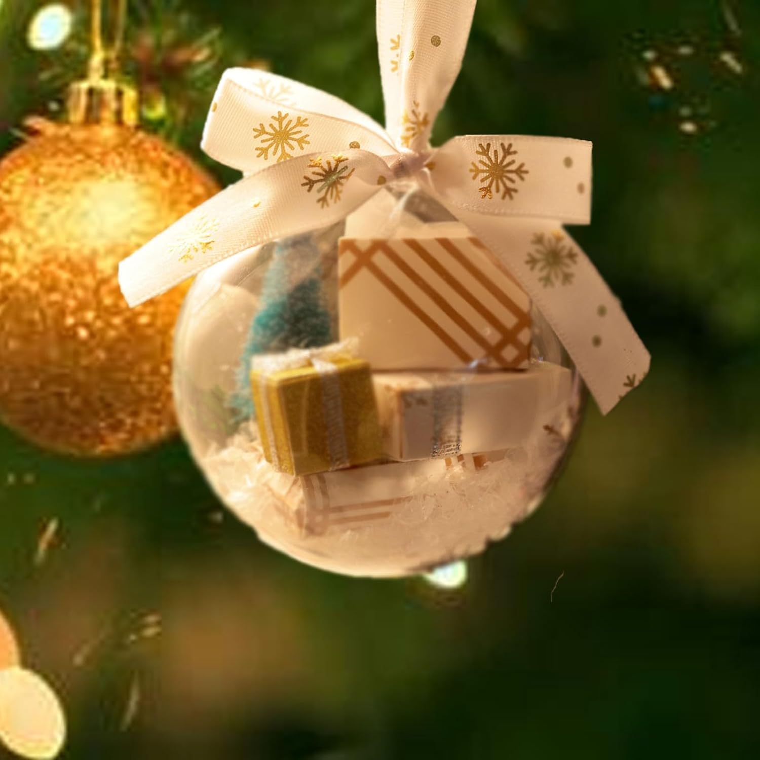2 adornos para árbol de Navidad con mini cajas de entrega en el interior, divertidas bolas de Navidad transparentes, paquetes de decoraciones de