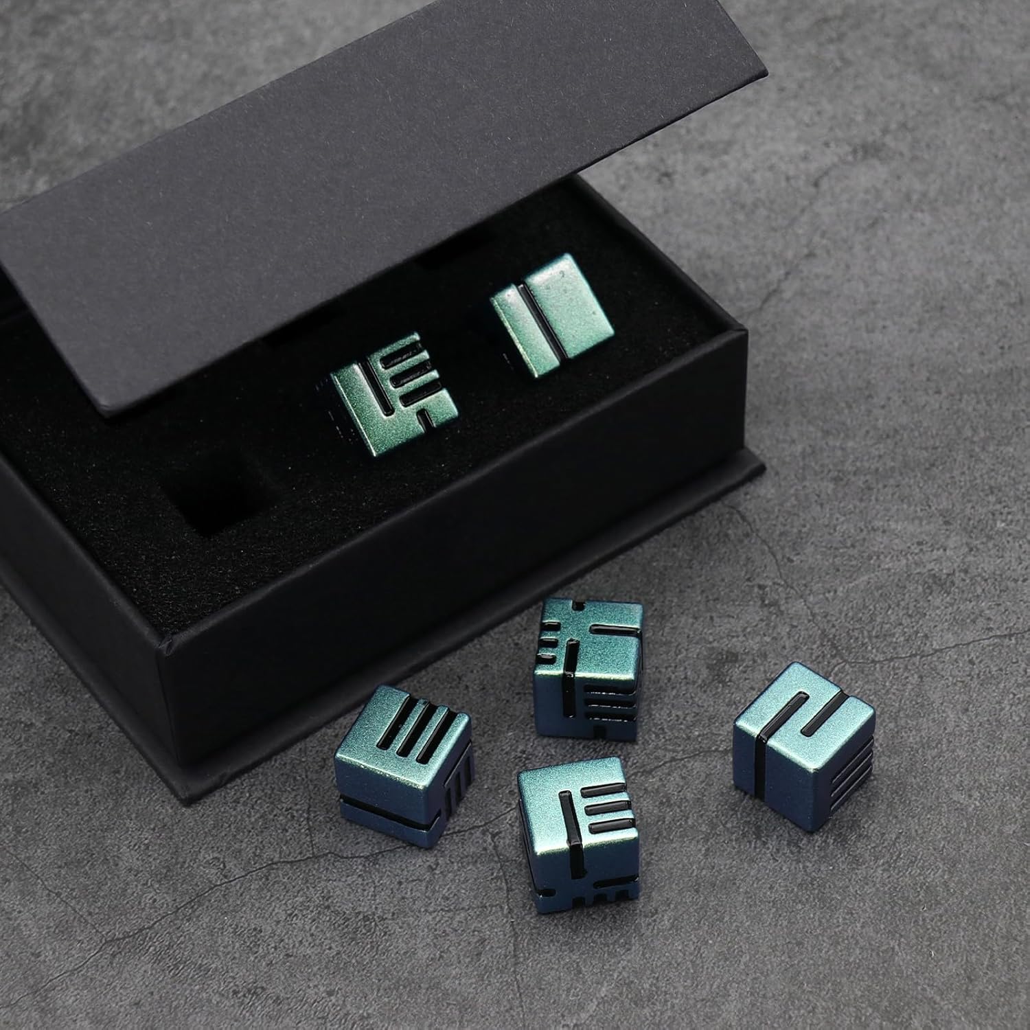 Dados de metal D6, juego de dados DND de 0.63 pulgadas D6, ZHOORQI 6 unidadesjuego de dados tecnológicos rediseñados para dados de Calabozos y