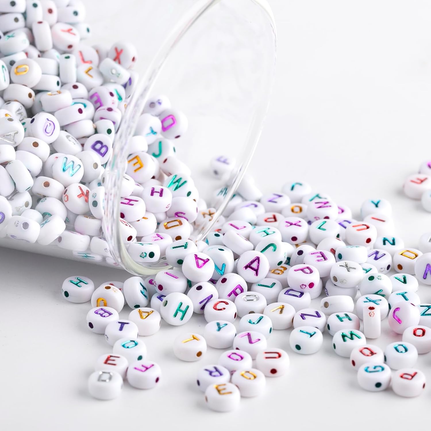 Baiinjiene 1000 cuentas acrílicas de letras pequeñas, cuentas redondas de letras acrílicas coloridas del alfabeto para hacer joyas, cuentas del