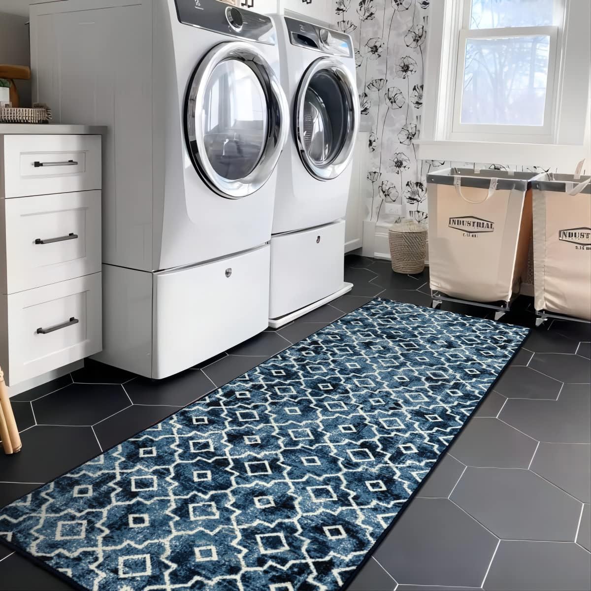 Wonnitar Alfombra marroquí lavable de 2 x 6 pies, color azul, antideslizante, para entrada, alfombra envejecida, moderna, geométrica enrejada, para
