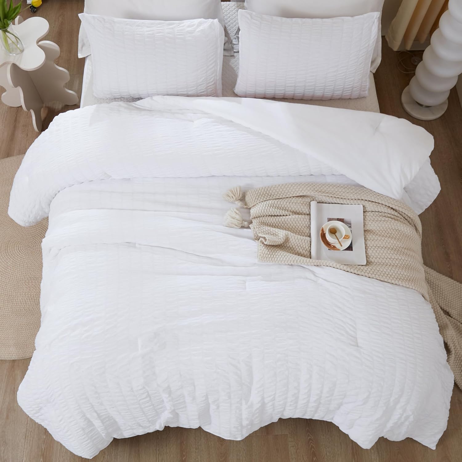 Litanika Juego de edredón blanco tamaño King, juego de edredón ligero de sirsaca de 3 piezas, juego de cama suave como regalo (edredón de 104 x 90